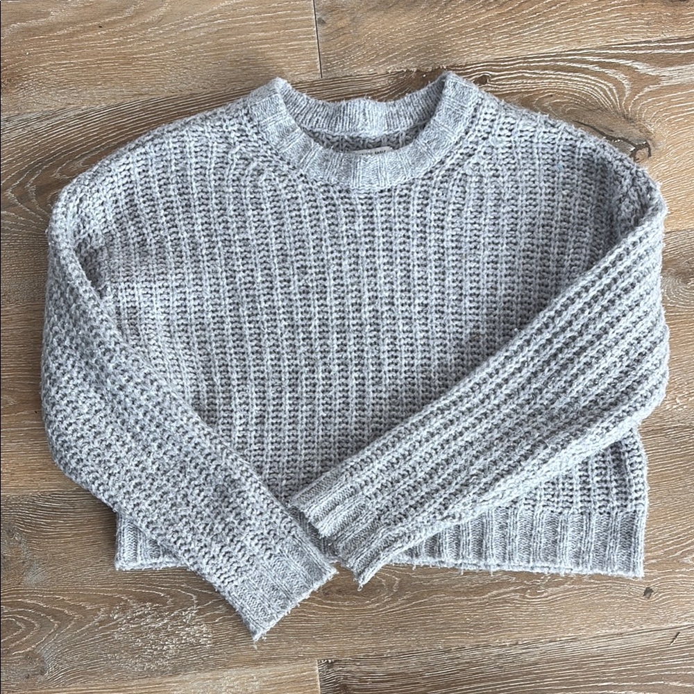American Eagle Women's Sweater